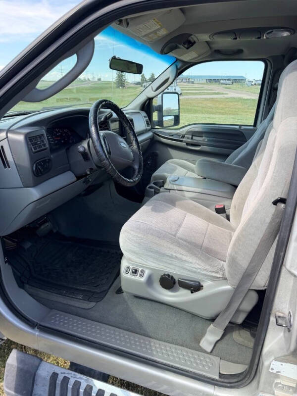 2004 Ford Excursion XLT