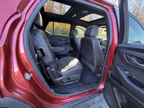 2023 Chevrolet Traverse LT Leather