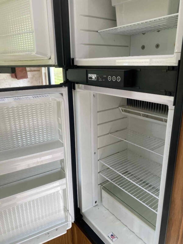 1998 Ford E-Series E-350