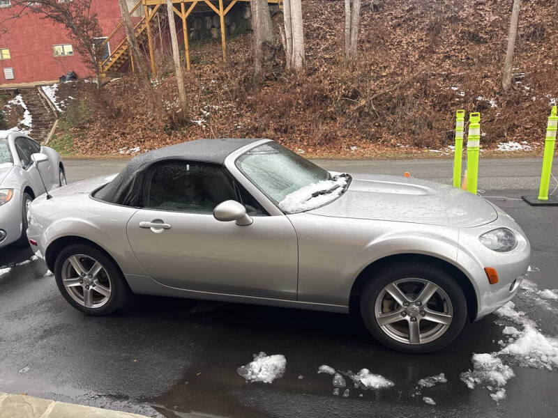 2006 Mazda MX-5 Miata