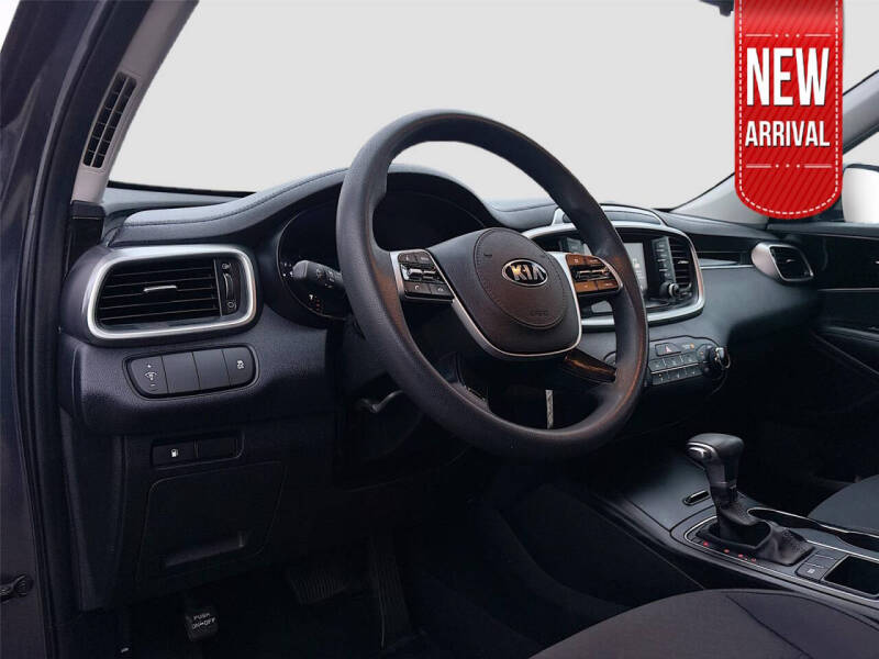 2020 Kia Sorento LX V6