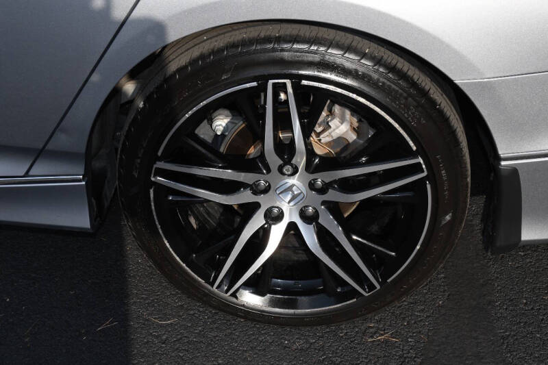 2022 Honda Accord Hybrid Touring