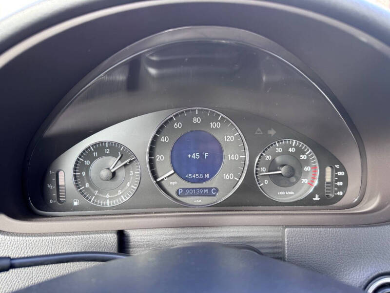 2005 Mercedes-Benz CLK CLK 320