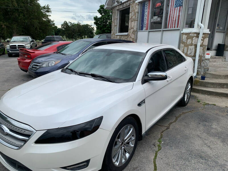 2010 Ford Taurus for sale at Honor Auto Sales in Madison TN