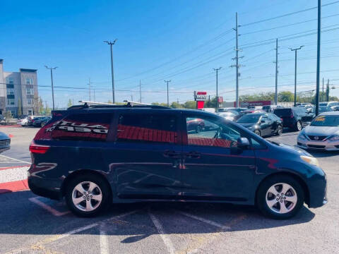 2019 Toyota Sienna