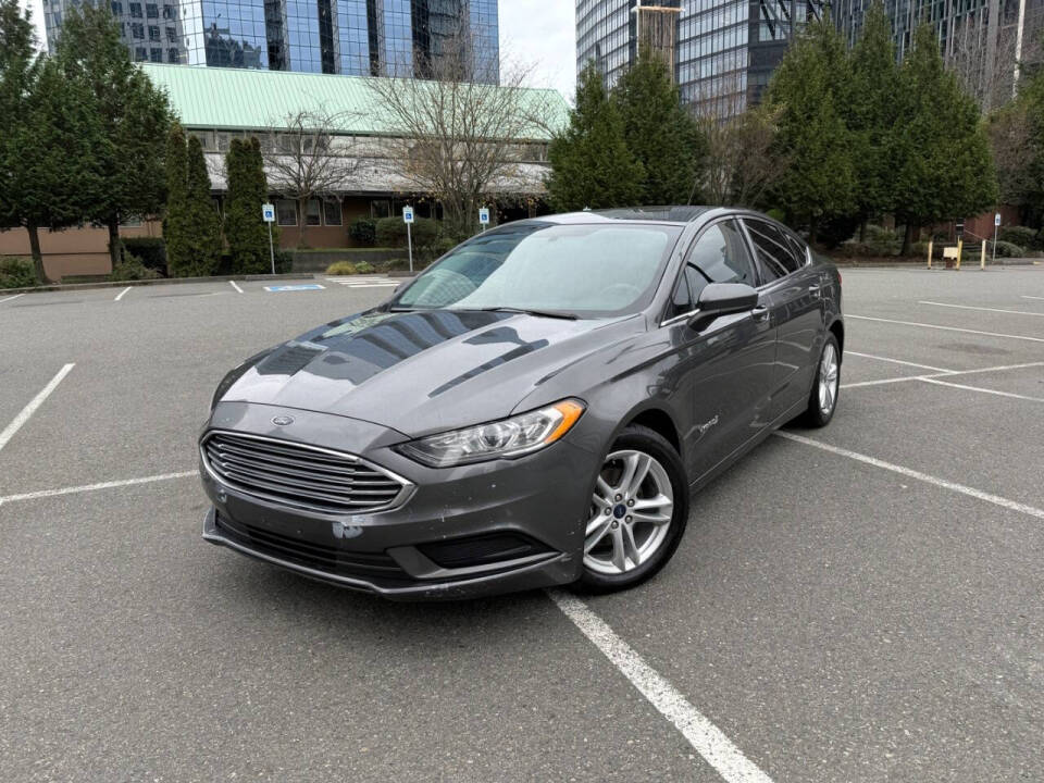 2018 Ford Fusion Hybrid SE's photo
