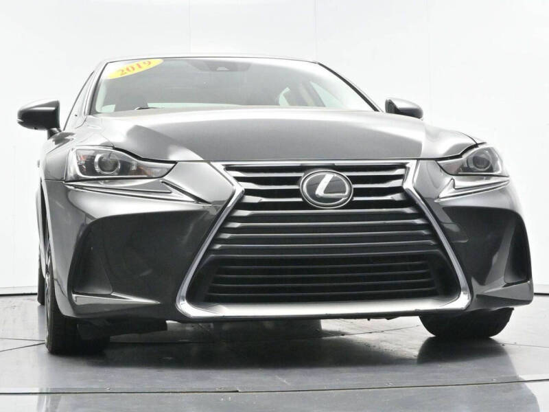 2019 Lexus IS 300