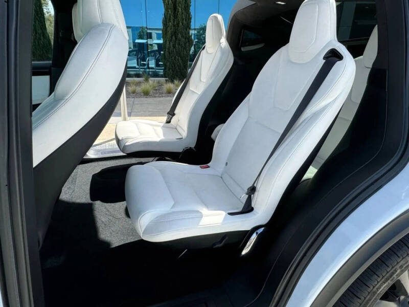 2021 Tesla Model X Long Range Plus