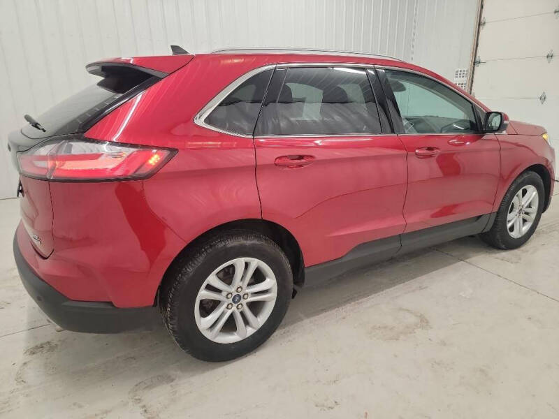 2020 Ford Edge SEL photo 9