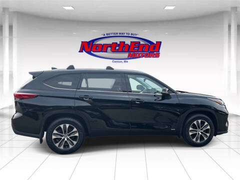 2022 Toyota Highlander Hybrid XLE