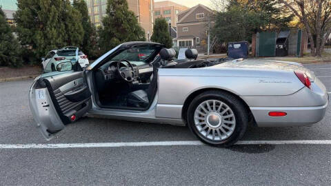 2004 Ford Thunderbird Deluxe