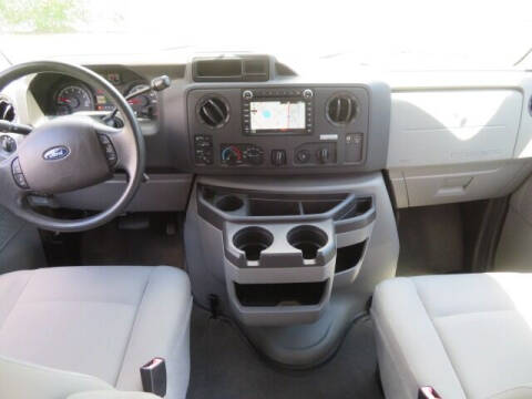 2013 Ford E-Series E-150 XLT