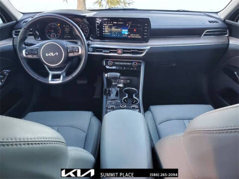 2023 Kia K5 EX