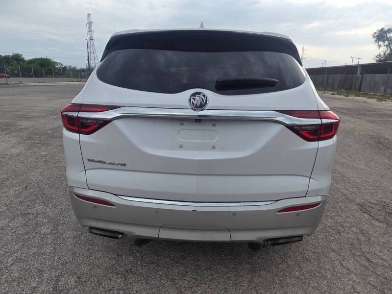 2021 Buick Enclave Essence