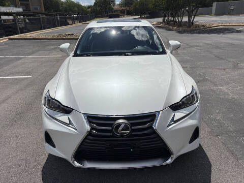 2017 Lexus IS 200t