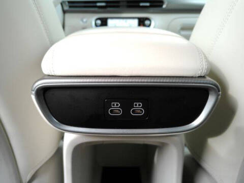 2024 Genesis GV60 Standard