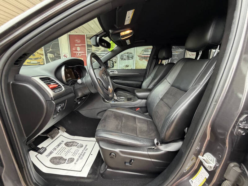 2019 Jeep Grand Cherokee Laredo