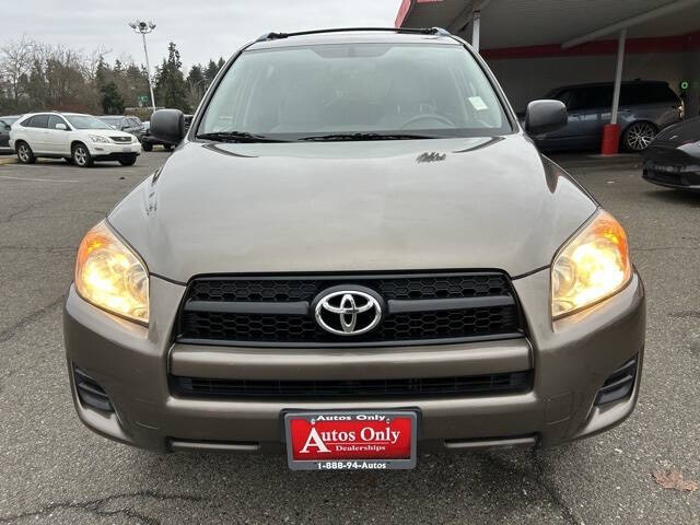 2009 Toyota RAV4 Base photo 2