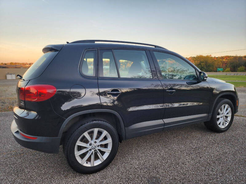 2017 Volkswagen Tiguan Limited Base photo 8