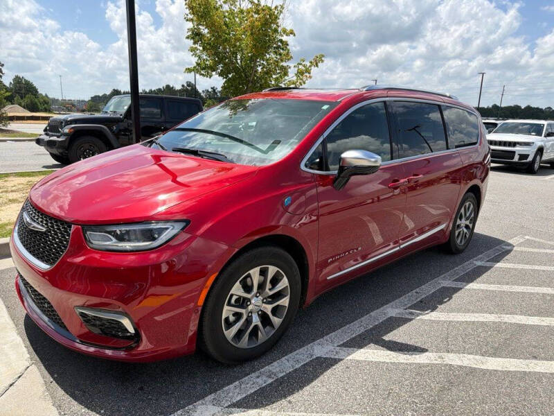 2025 Chrysler Pacifica Plug-In Hybrid Pinnacle