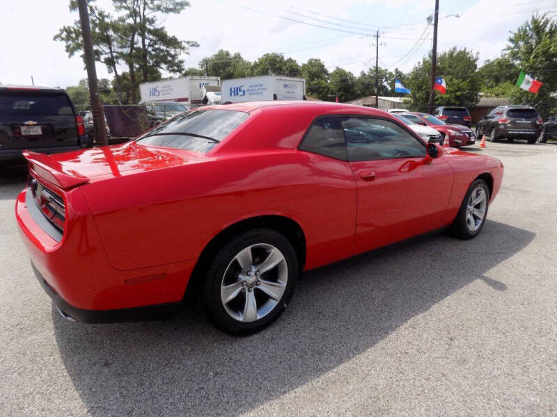 2019 Dodge Challenger SXT