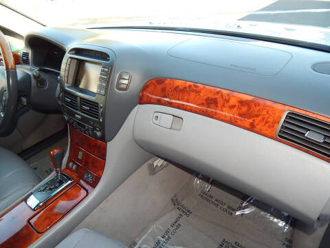 2005 Lexus LS 430