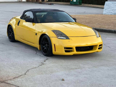 2005 Nissan 350Z for sale at Two Brothers Auto Sales in Loganville GA