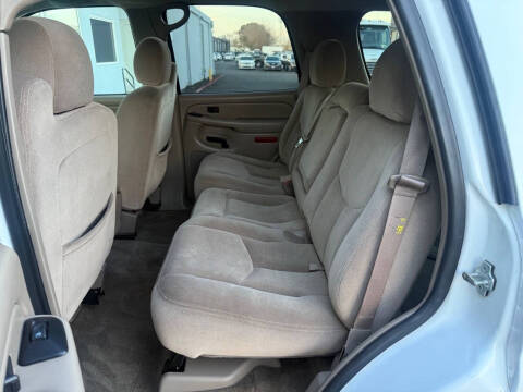 2004 GMC Yukon SLE