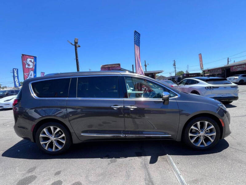 2018 Chrysler Pacifica Limited