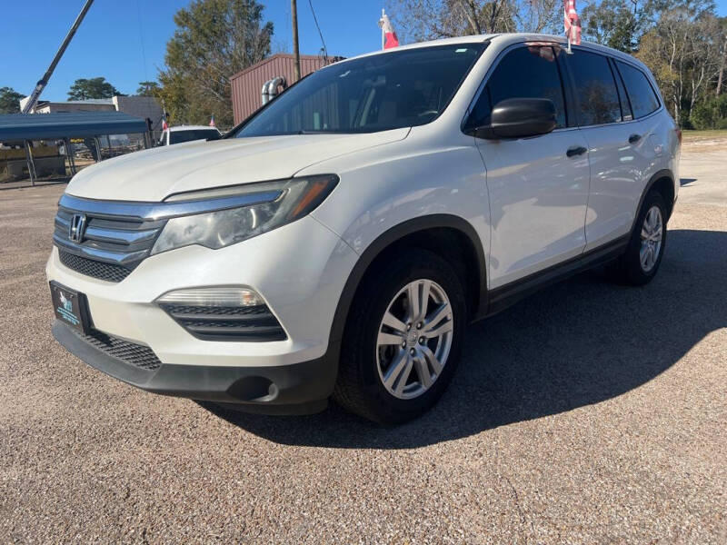 2017 Honda Pilot LX's photo