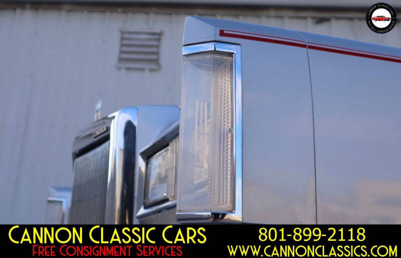 1984 Lincoln Town Car Signature