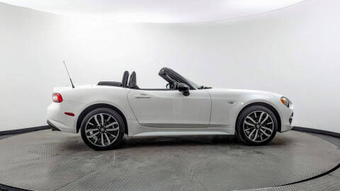 2019 FIAT 124 Spider Urbana Edition