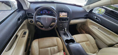 2018 Lincoln MKT Reserve