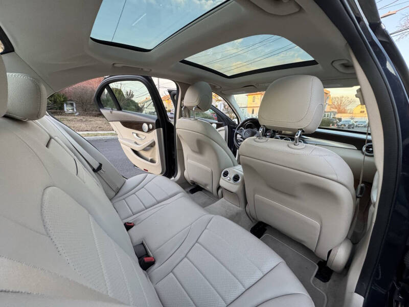 2017 Mercedes-Benz C-Class C 300 Luxury 4MATIC