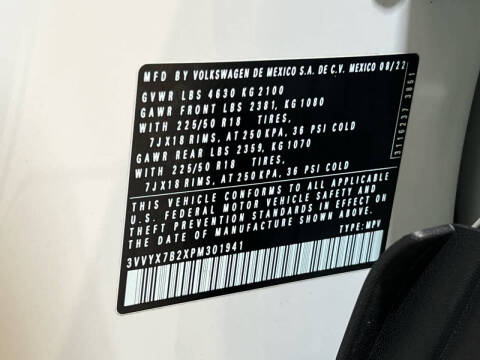 2023 Volkswagen Taos SE 4Motion