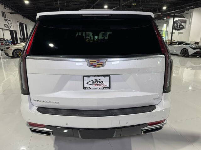 2024 Cadillac Escalade ESV Luxury