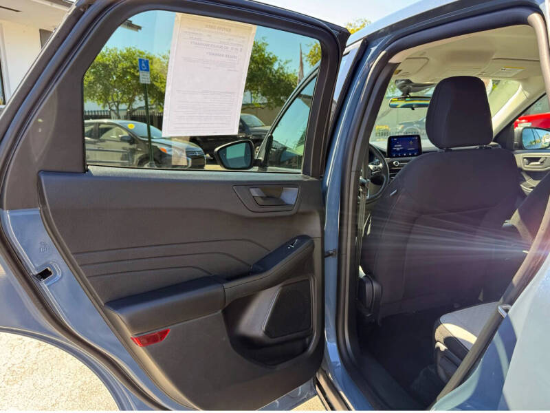 2025 Ford Escape Active
