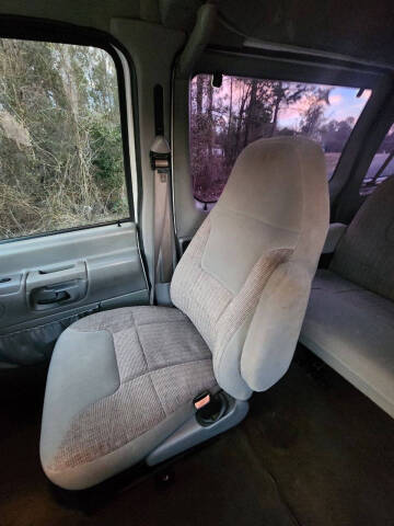 1999 Ford E-350 XLT SD