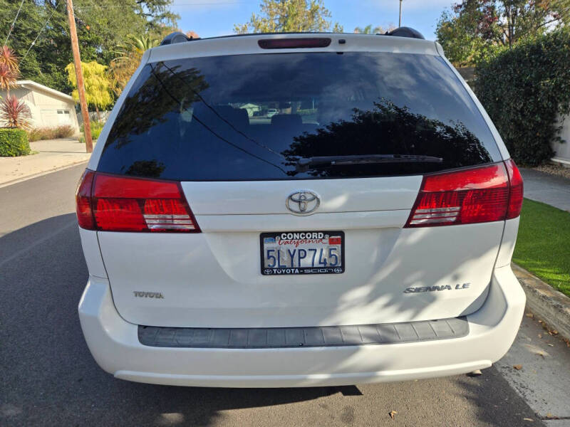 2005 Toyota Sienna