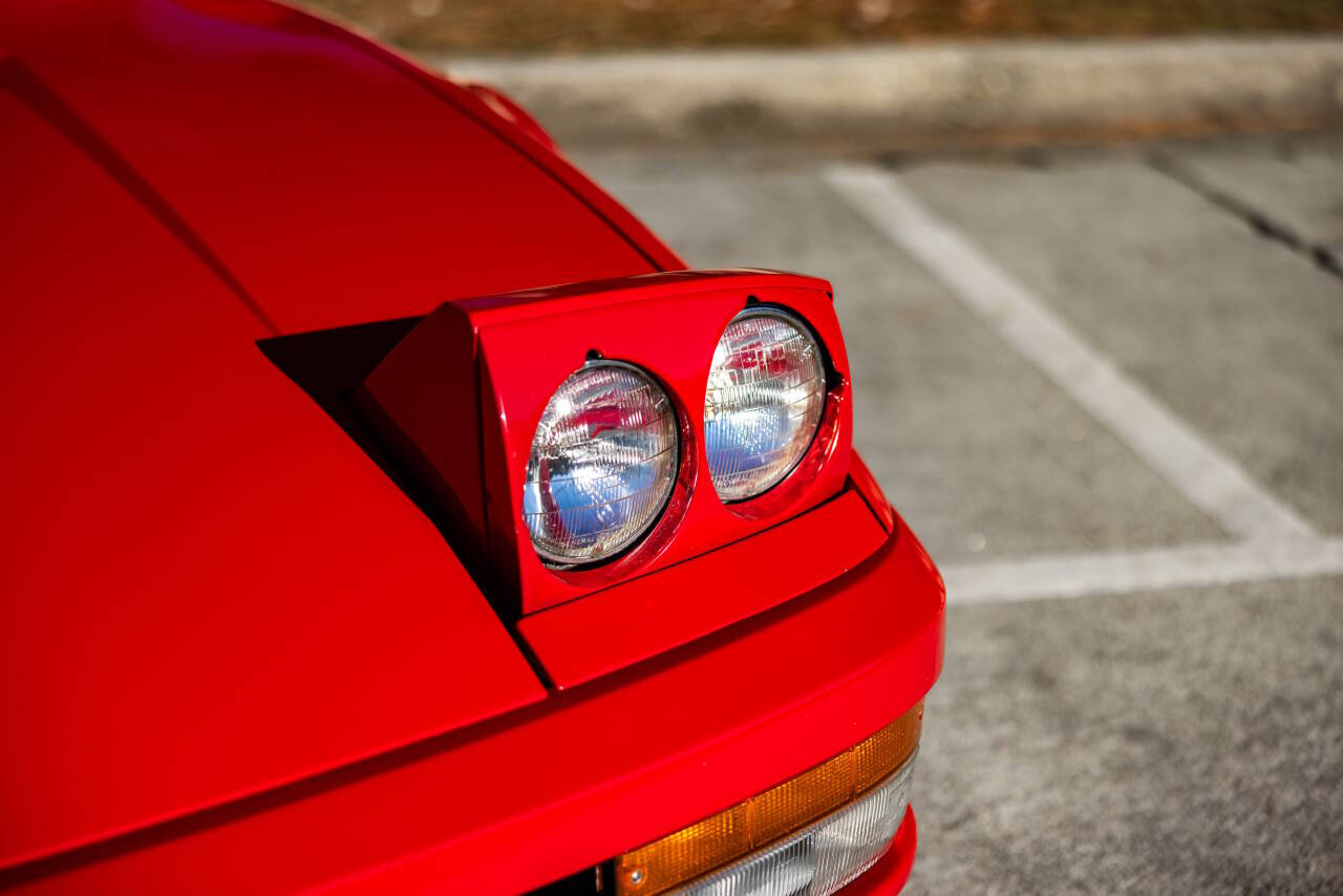 1990 Ferrari Testarossa 13
