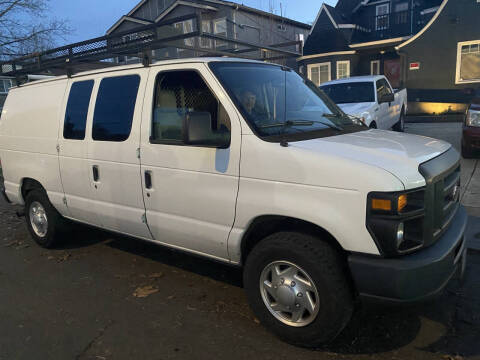 2014 Ford E-Series E-250