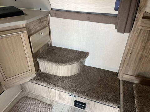 2020 Palomino BACKPACK EDITION