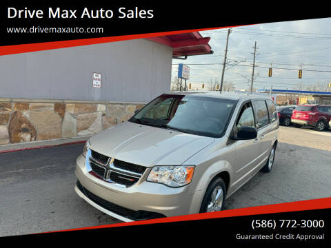 2013 Dodge Grand Caravan for sale at Drive Max Auto Sales in Warren MI