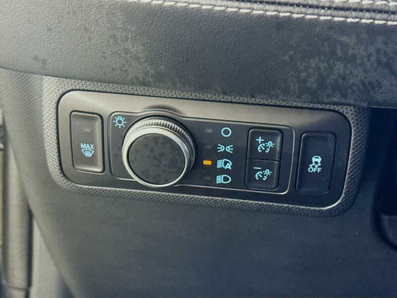 2022 Ford Mustang Mach-E Select