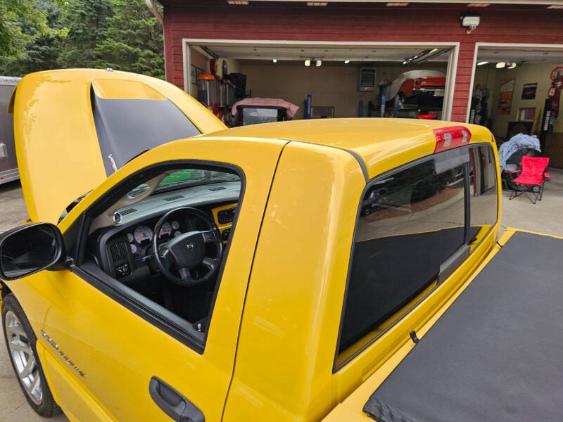 2005 Dodge Ram 1500 SRT-10