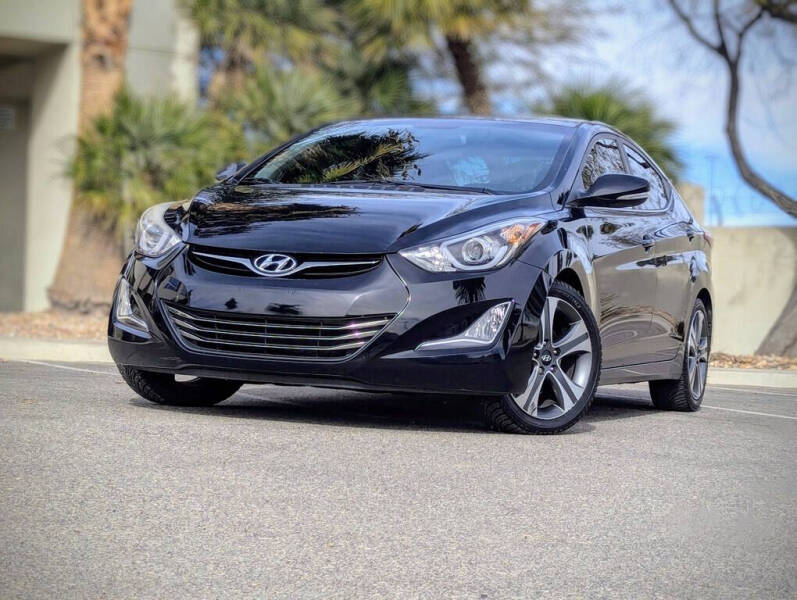 Hyundai Elantra's photo