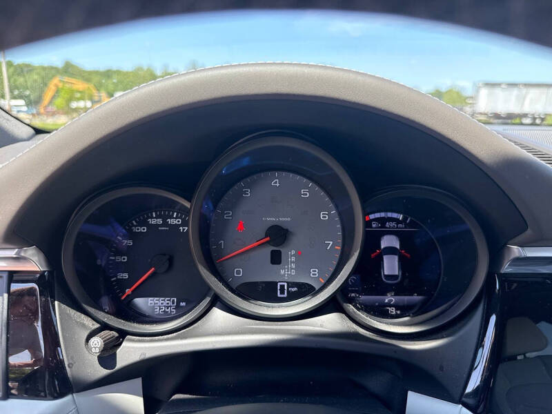 2020 Porsche Macan S