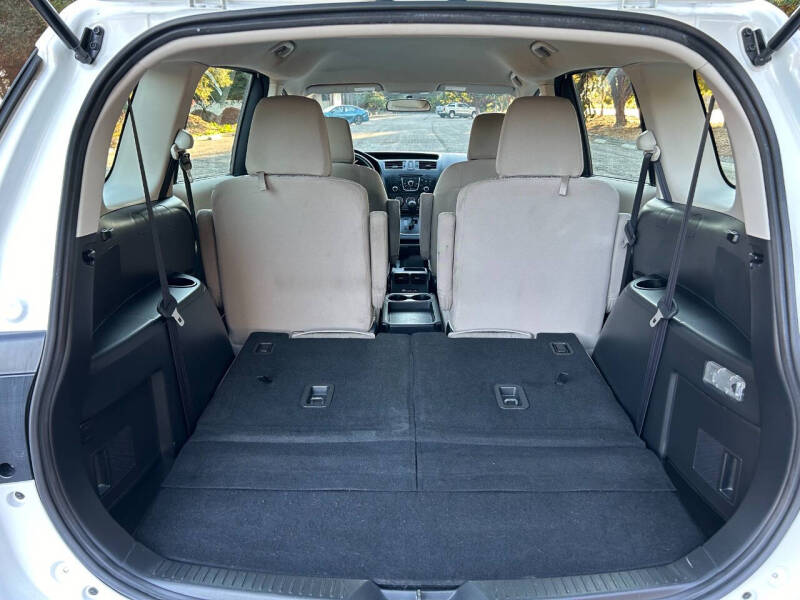 2012 Mazda MAZDA5 Sport