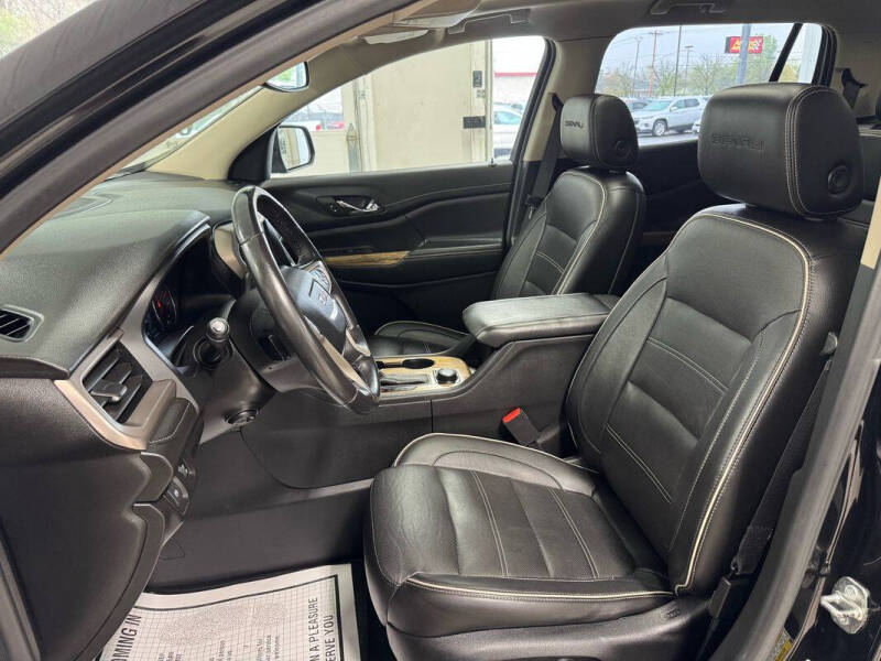 2019 GMC Acadia Denali