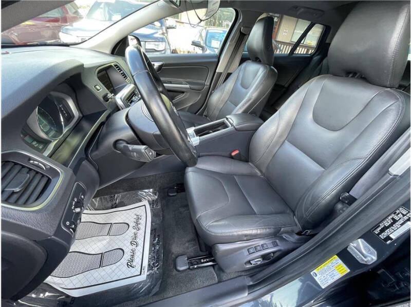 2015 Volvo V60 T5 Drive-E Premier